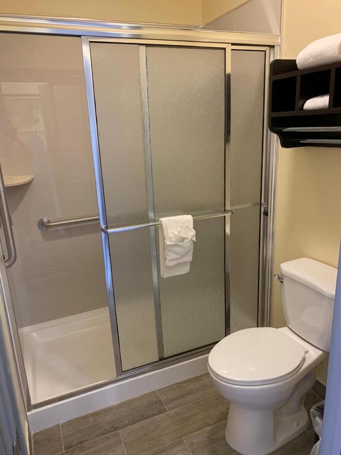 Homestay Inn & Suites Edinburg Kültér fotó
